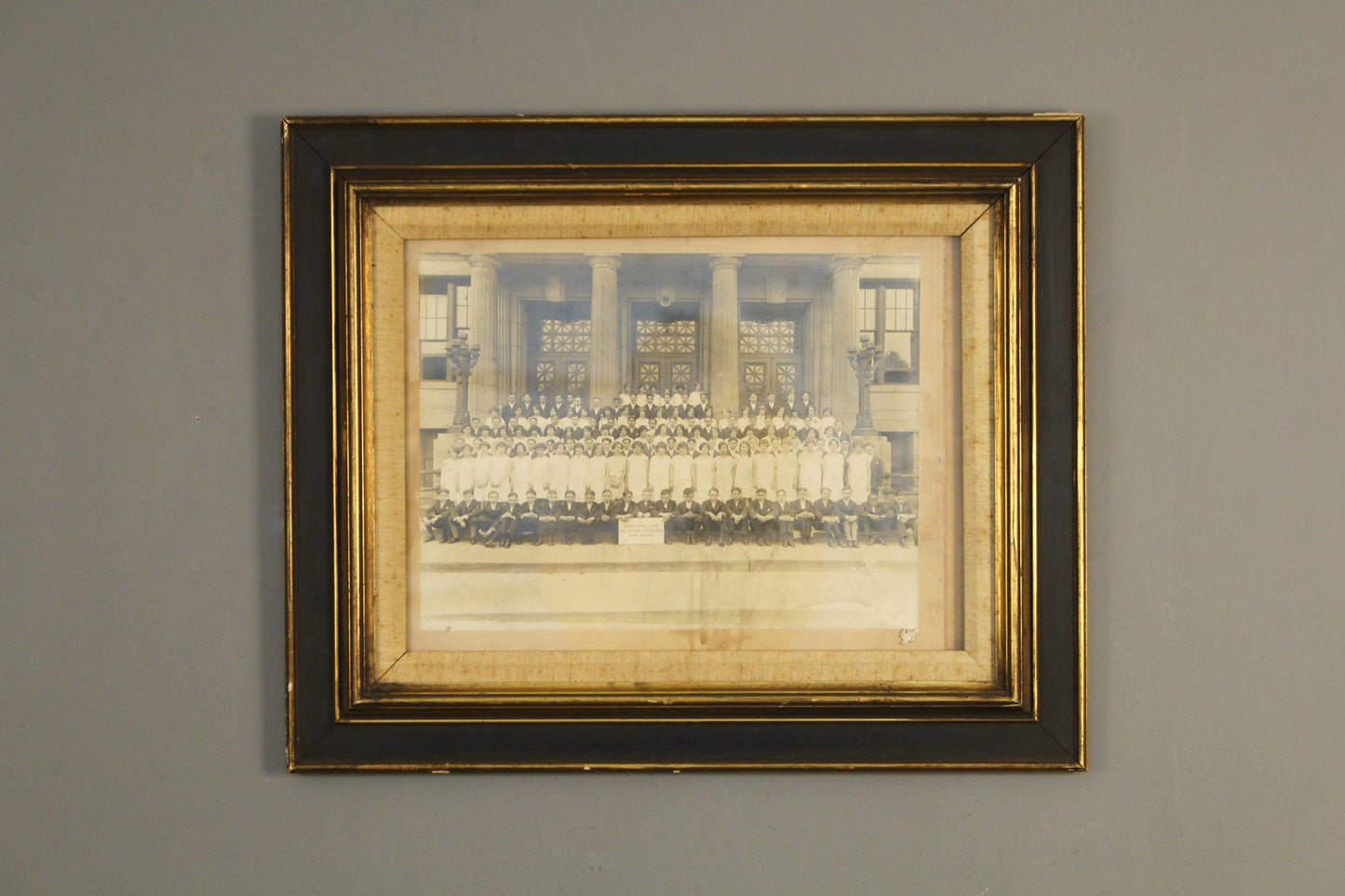 1920s "Rue Junior High School " Class Photograph