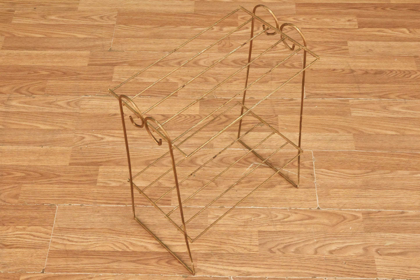 Small Gold Wire Shelf