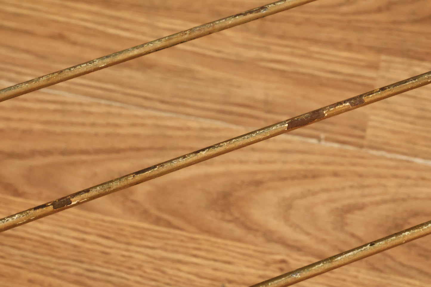 Small Gold Wire Shelf
