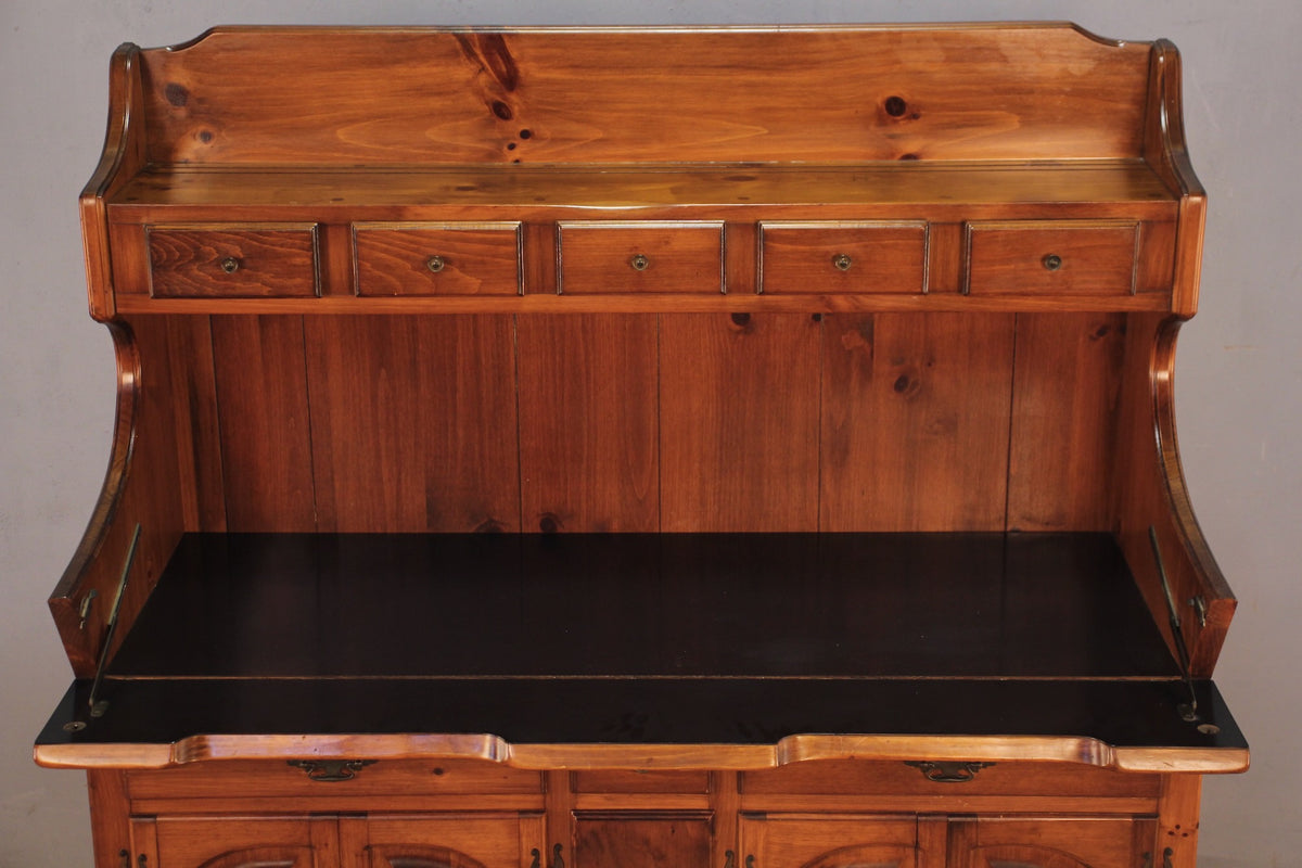 Large Colonial-Style Pine 8-Drawer Hutch
