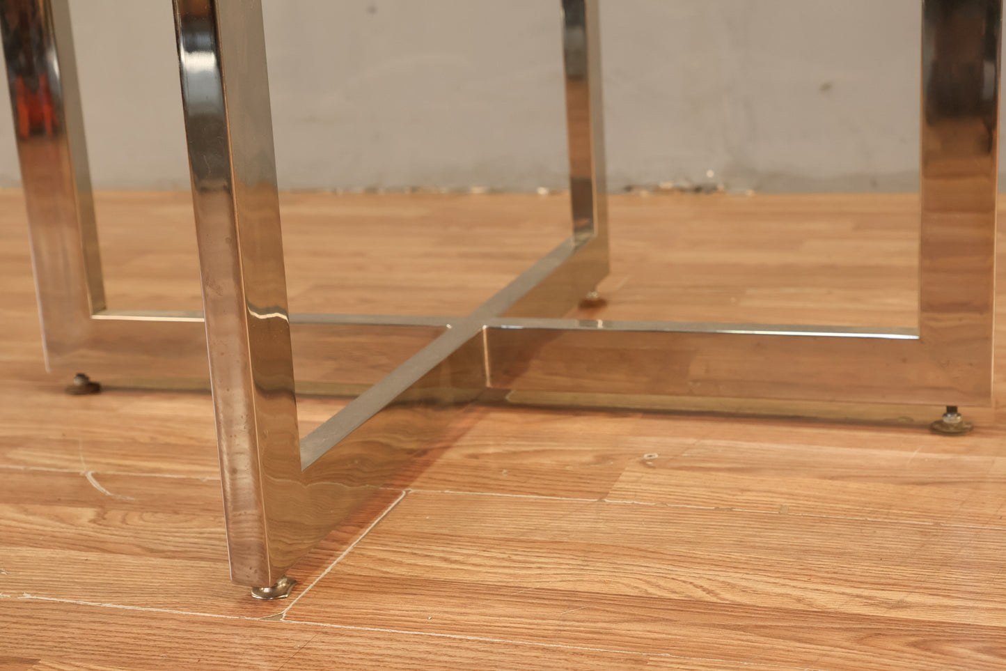 Round Chrome & Glass Dining Table - ONLINE ONLY