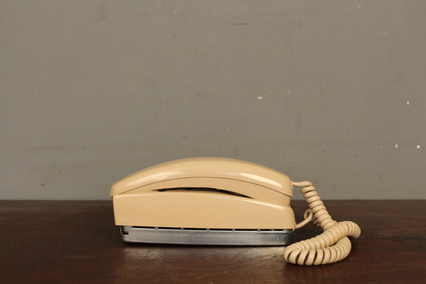 Trimline Bisque Rotary Telephone
