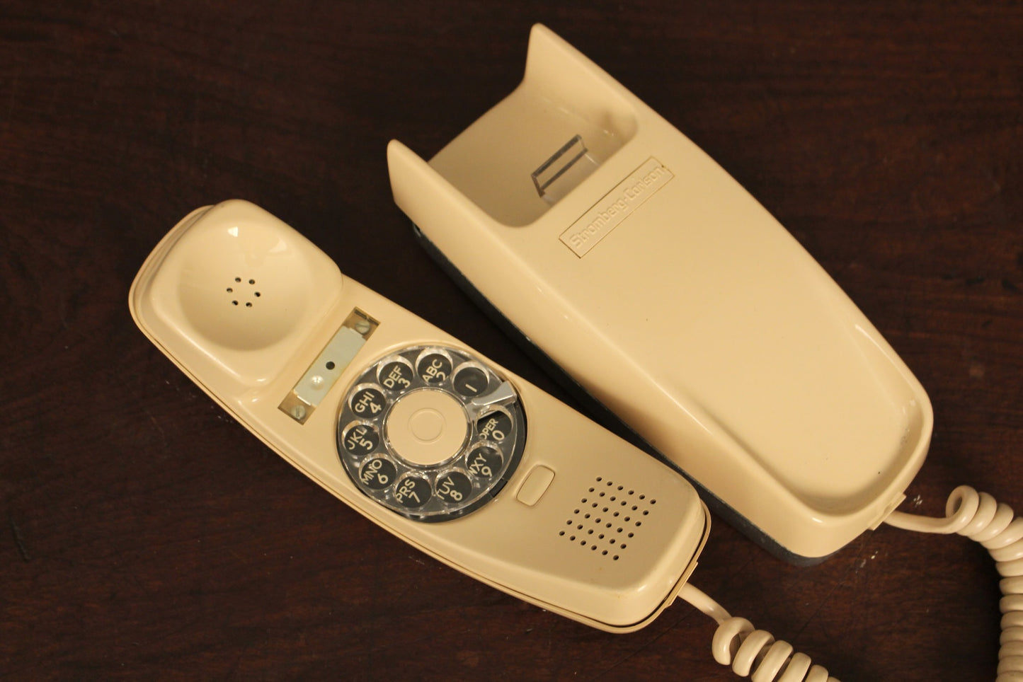 Trimline Bisque Rotary Telephone