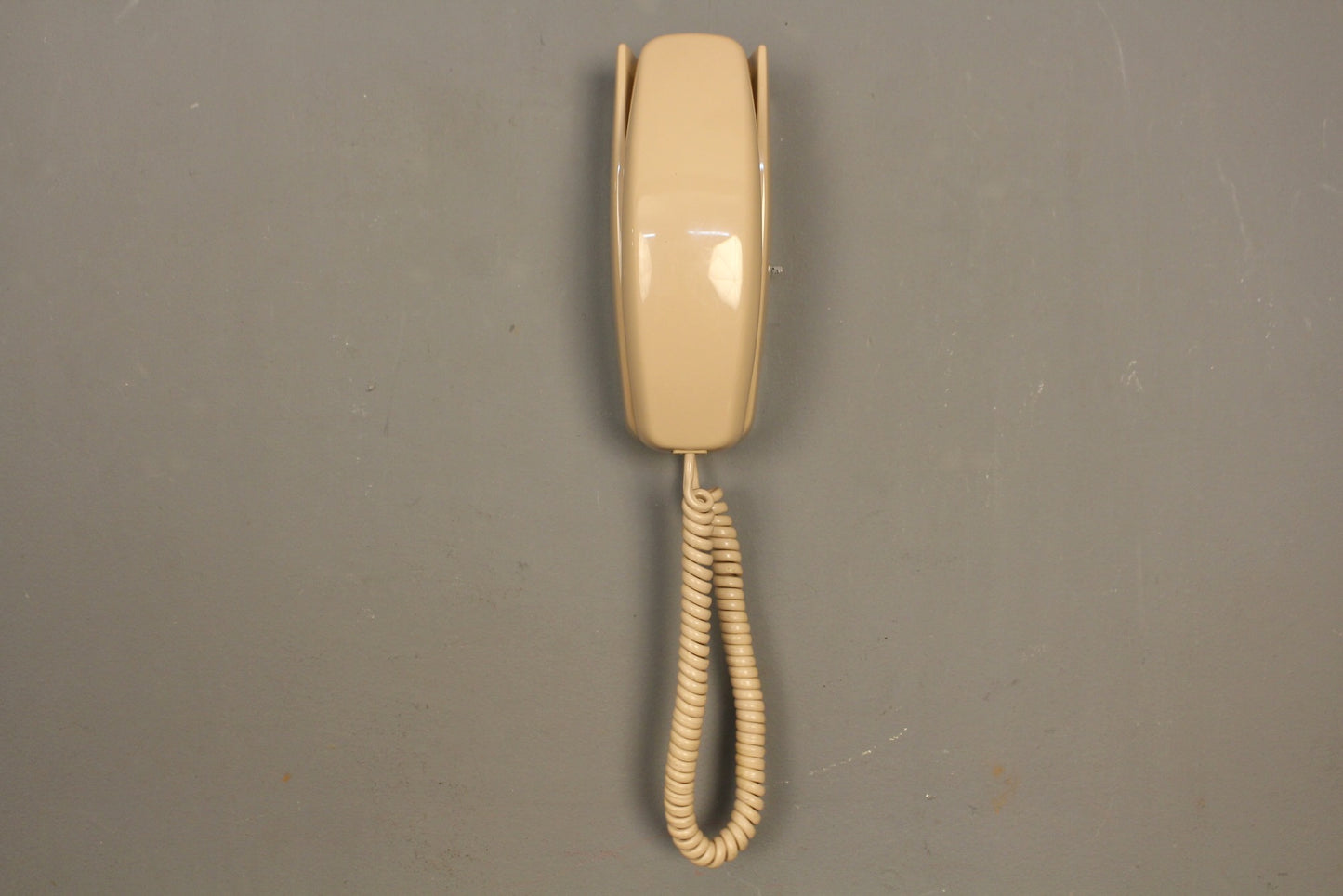 Trimline Bisque Rotary Telephone