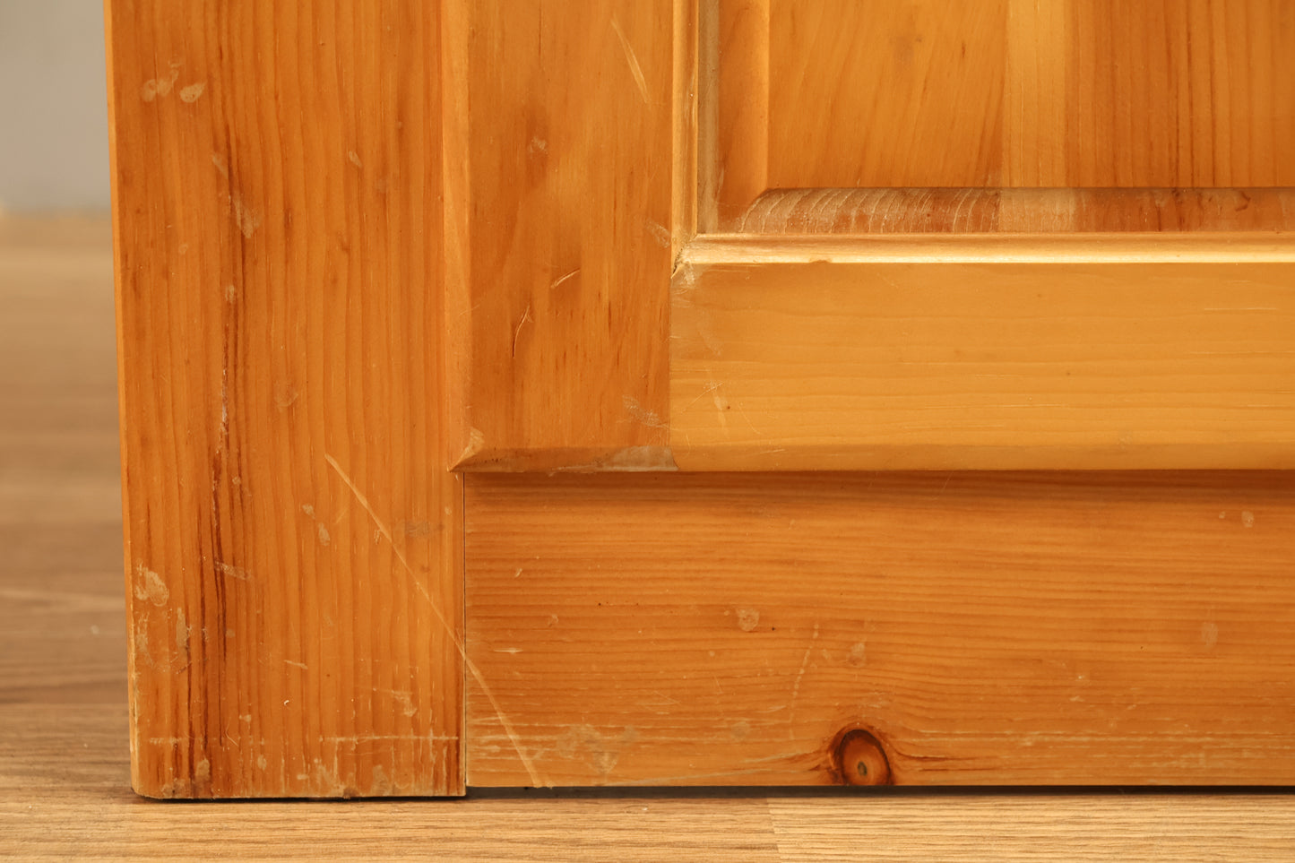Country Pine Corner Shelf