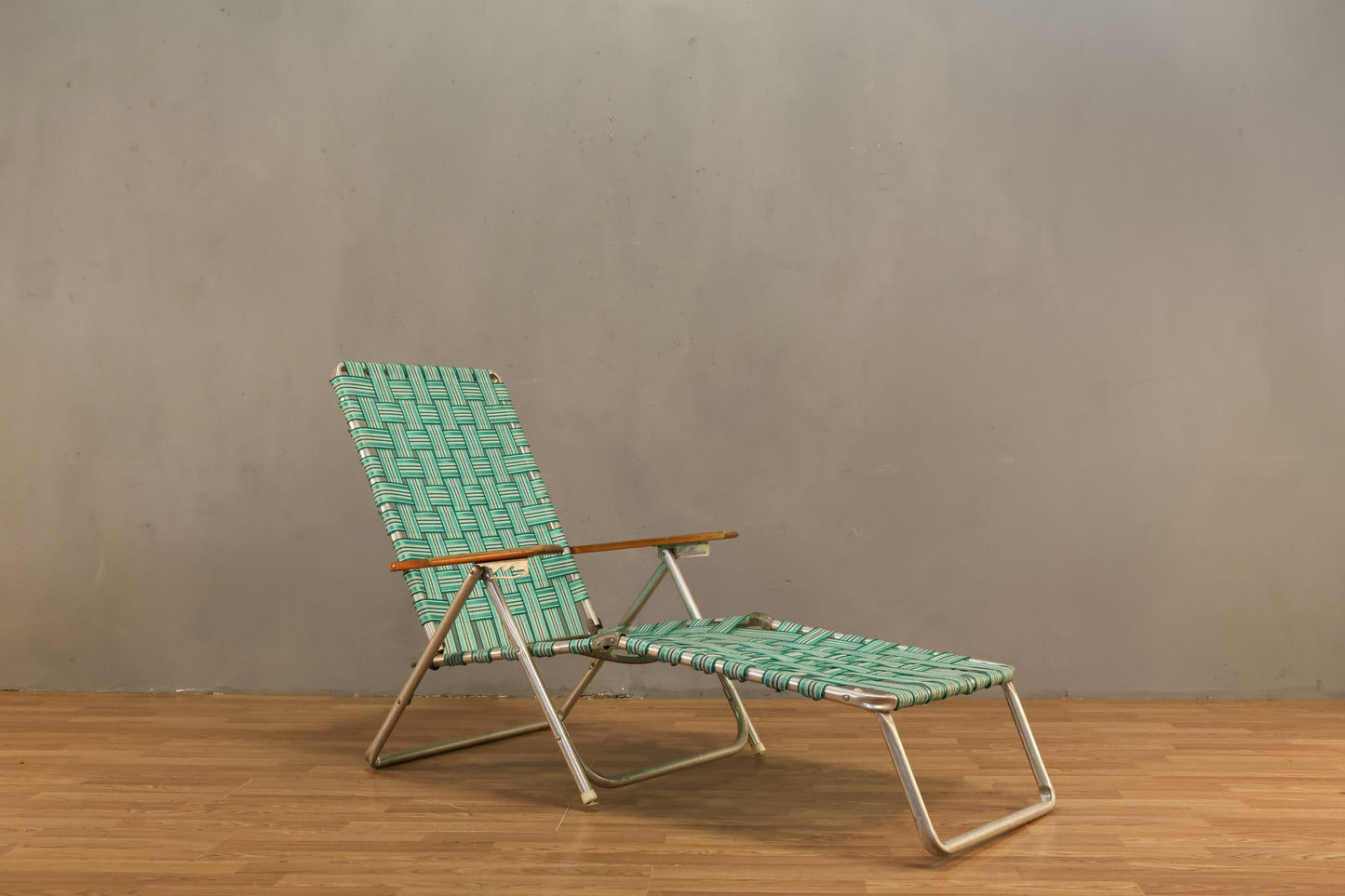 Aluminum & Teal Folding Lounge Chair