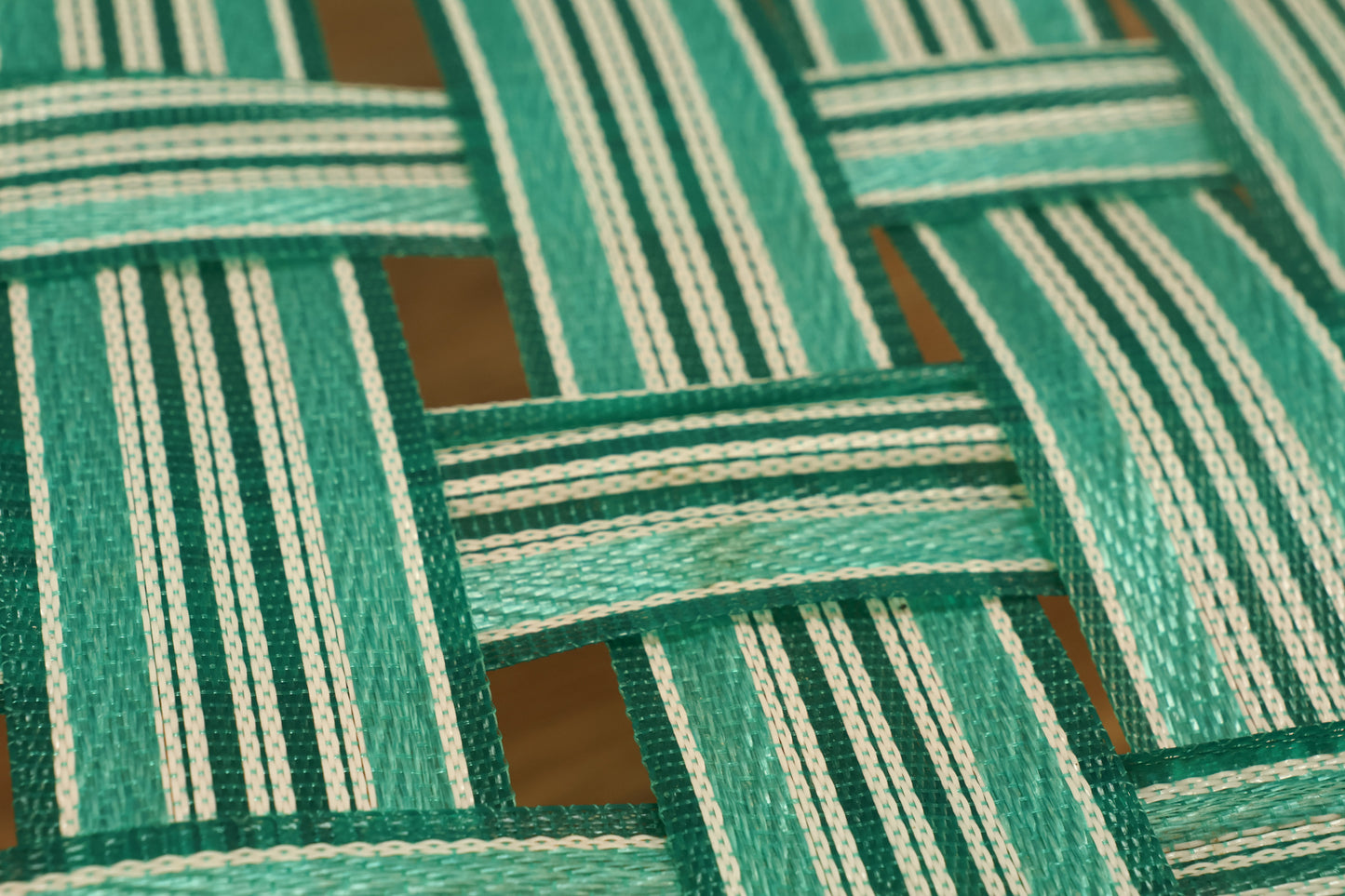 Aluminum & Teal Folding Lounge Chair