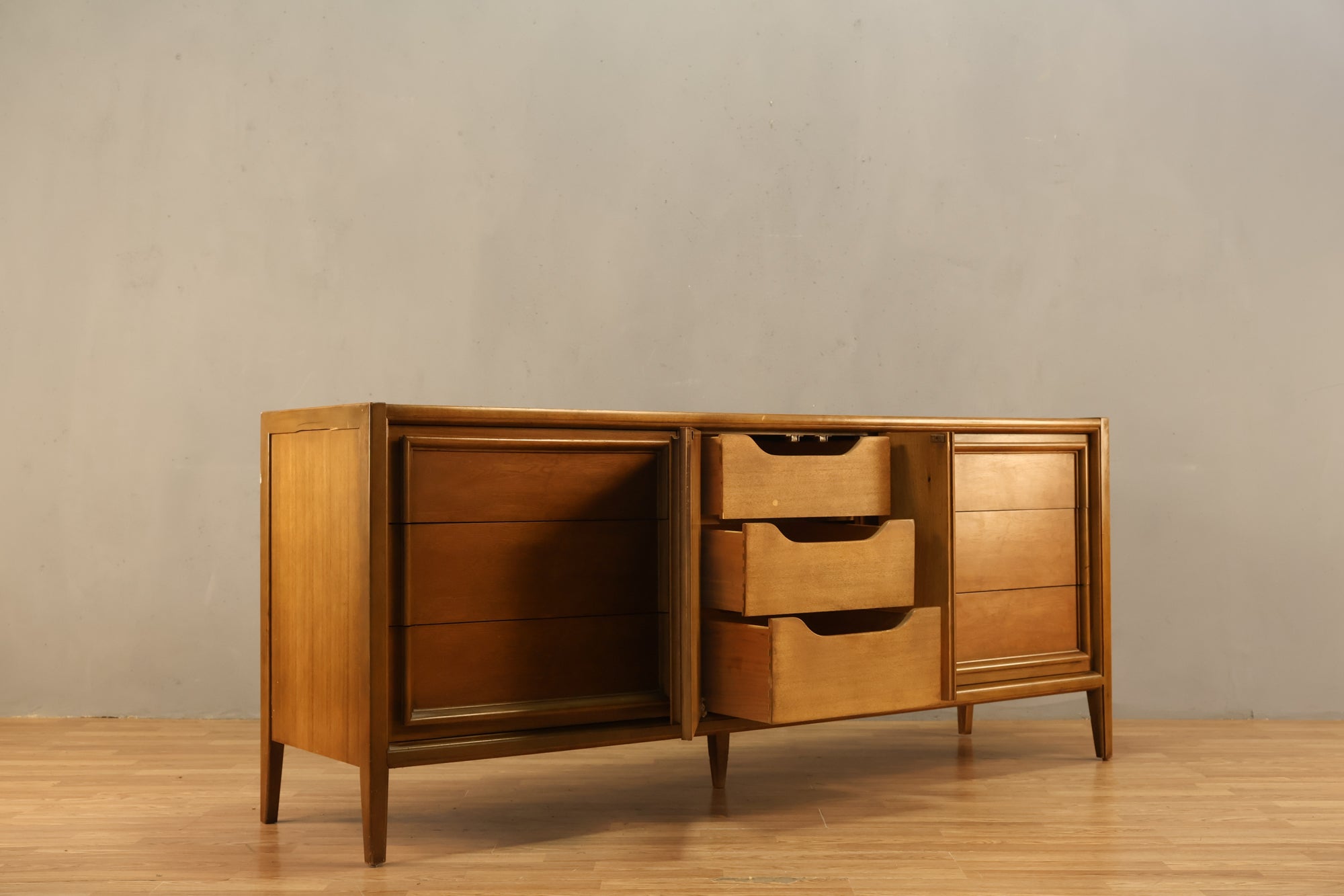 Thomasville Walnut & Woven Credenza – Furnish Green