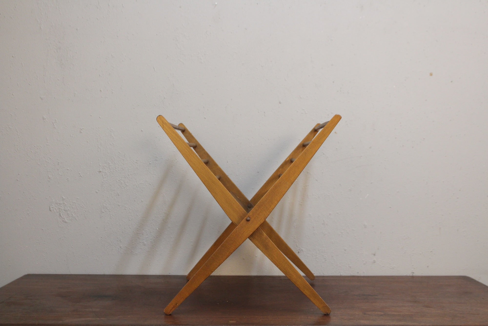 Walnut Folding Magazine Rack – Furnish Green