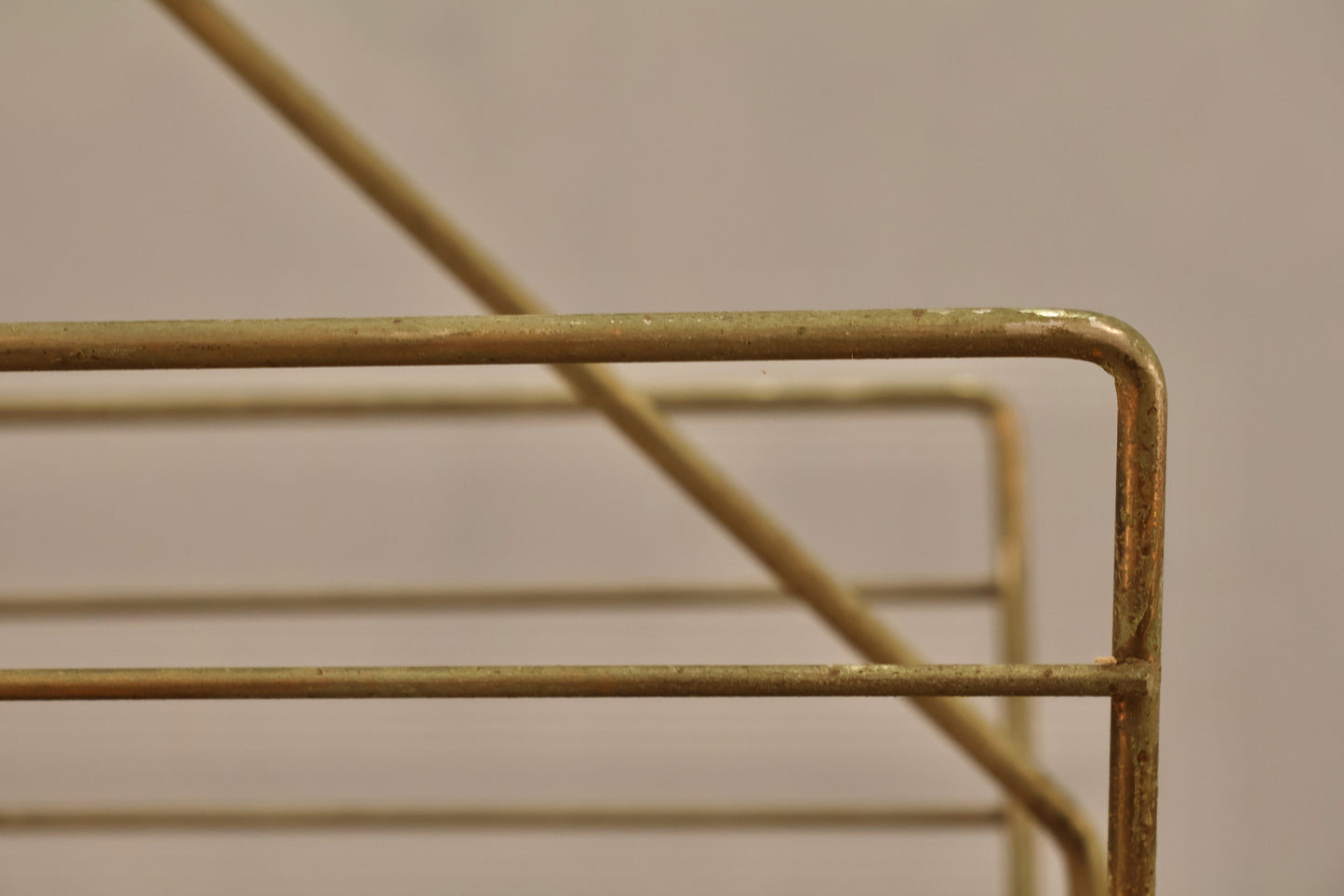 Gold Wire Ashtray & Magazine Rack