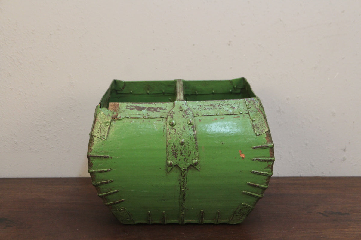 Antique Emerald Chinese Gathering Basket