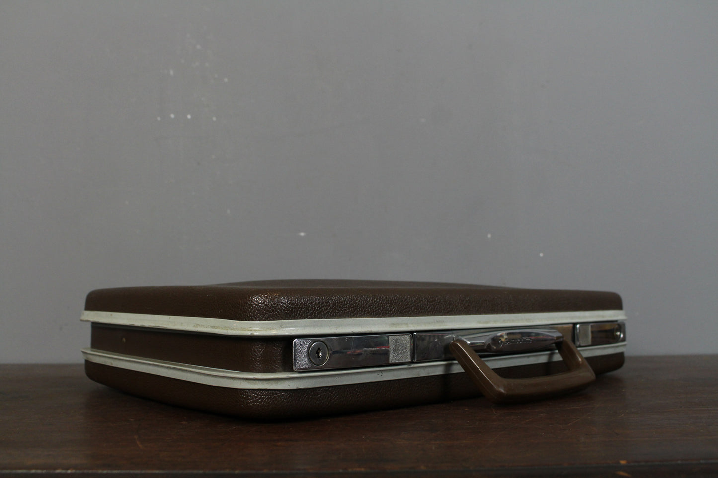 Samsonite Classic 100 Brown Briefcase