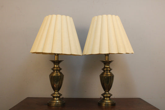 Luxe Brass Urn Table Lamp