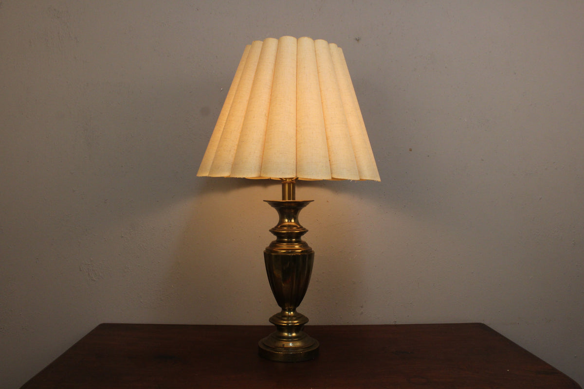 Luxe Brass Urn Table Lamp