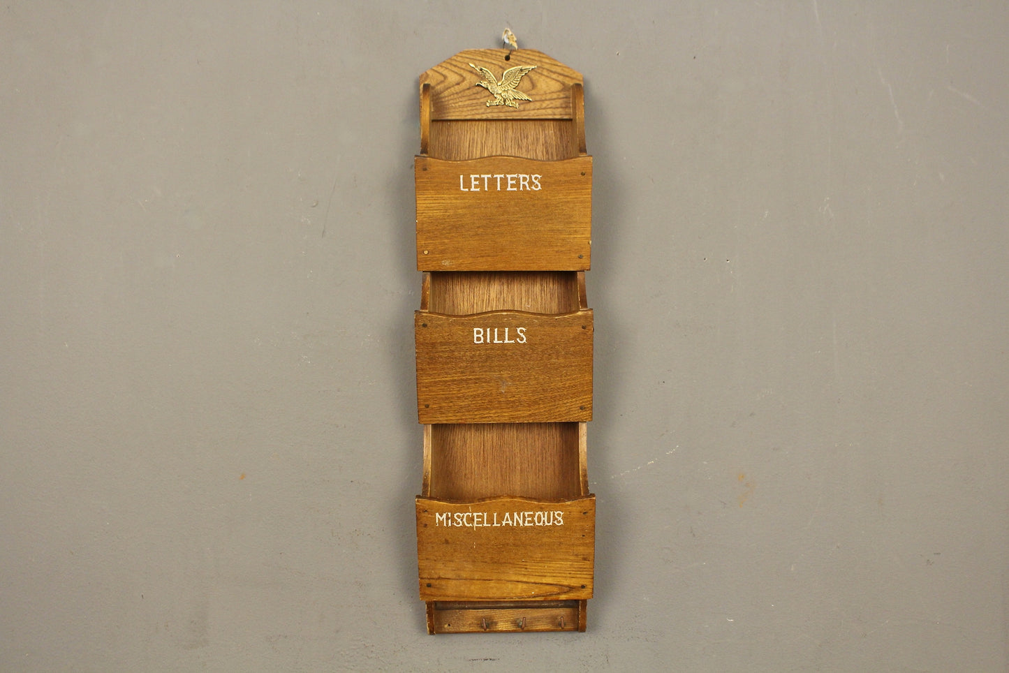 Americana Oak Mail Organizer