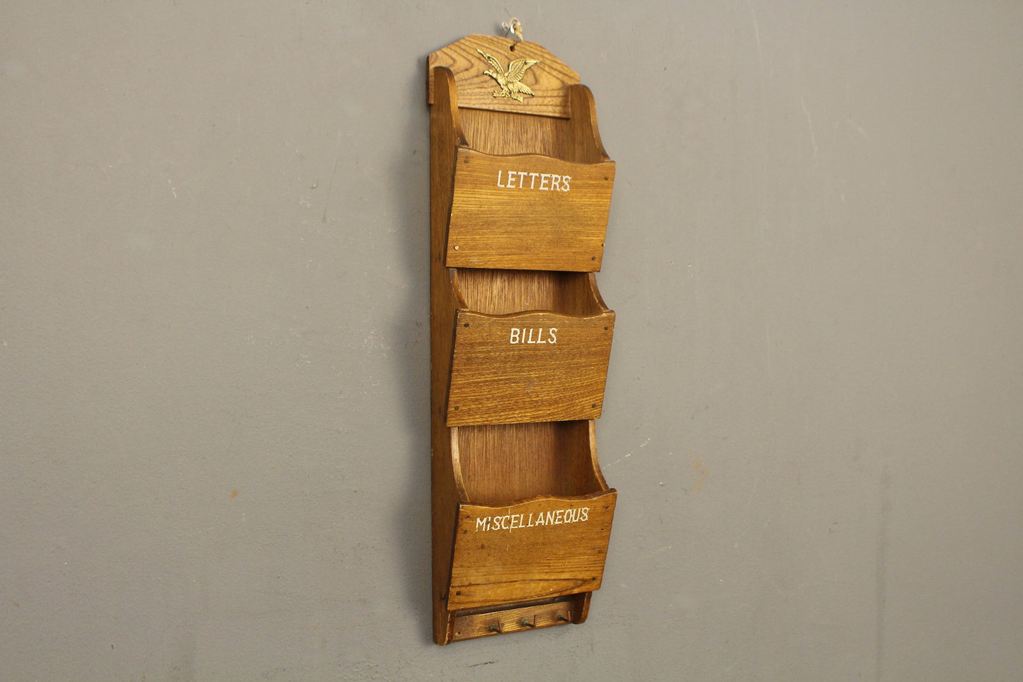 Americana Oak Mail Organizer