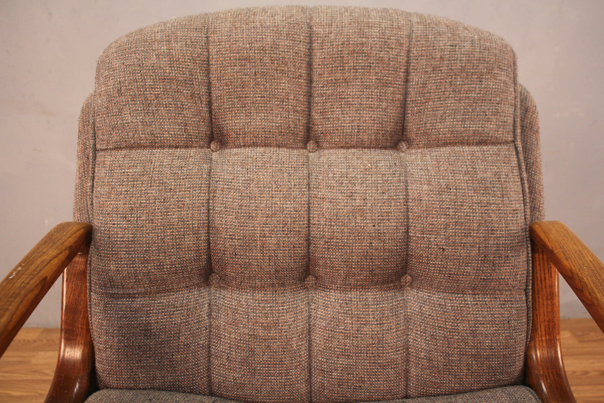 Tufted Pebble Executive Desk Chair