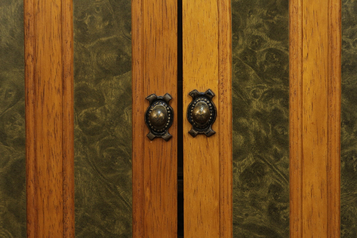 Neoclassical 8-Drawer Jewelry Chest