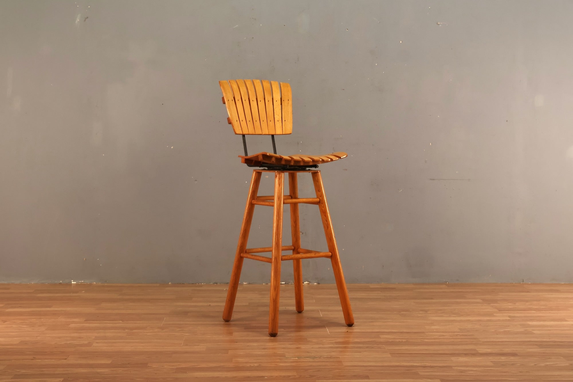 Umanoff-Style Slatted Pine Bar Stool – Furnish Green