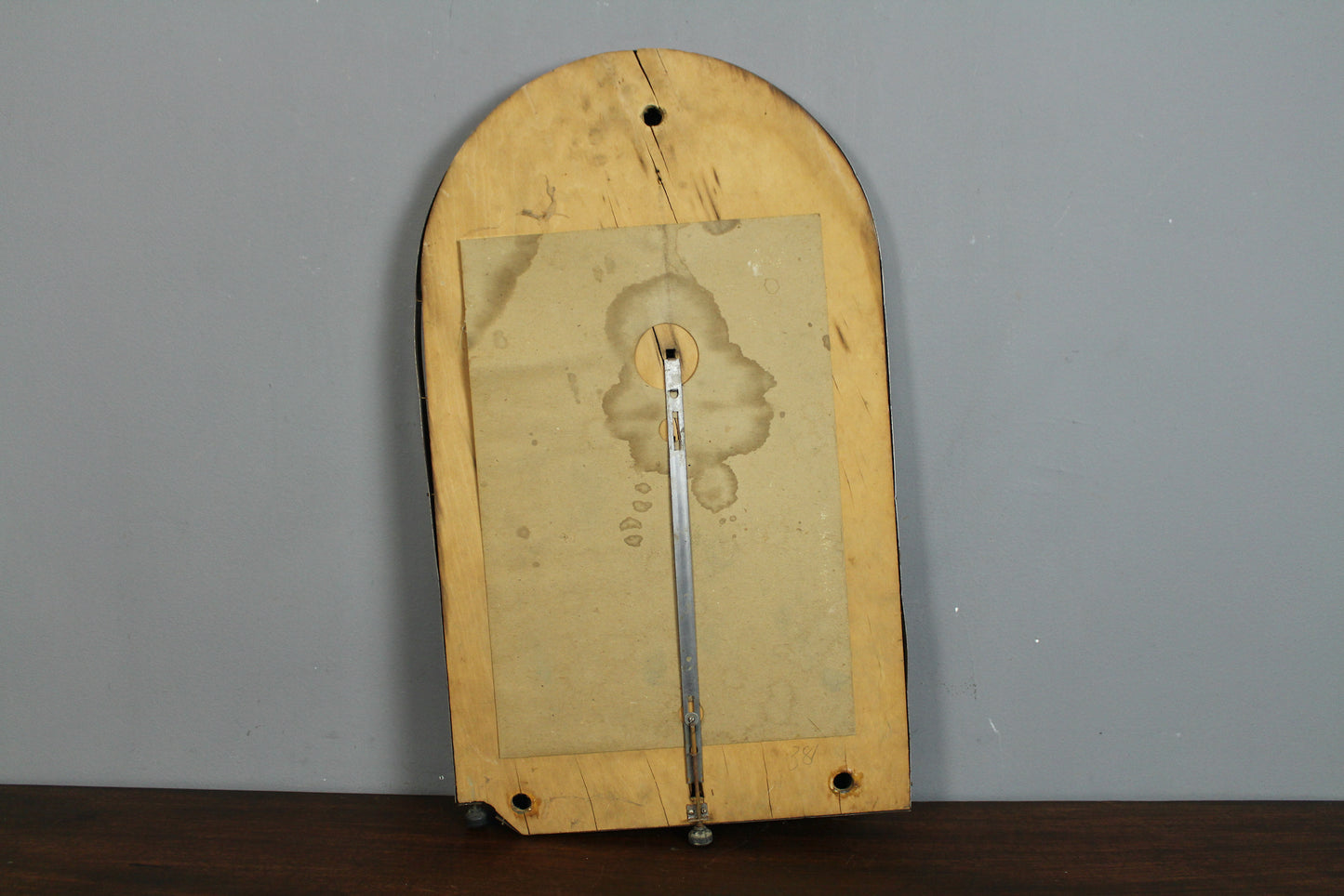1930s "Kick-Back" Pinball Game