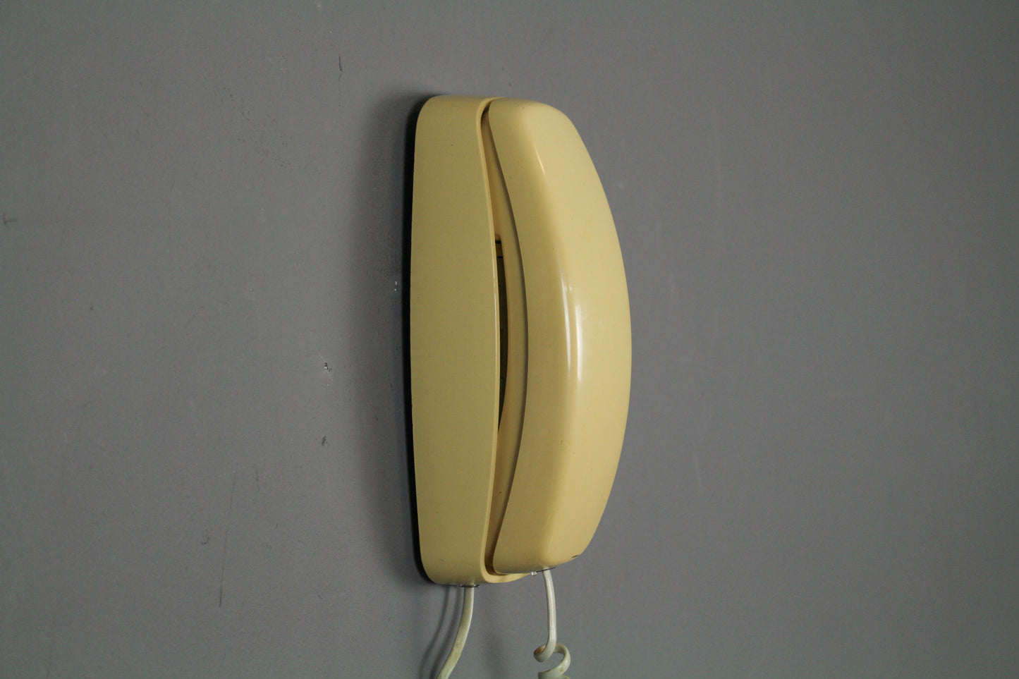 Buttercream Touch-Tone Telephone