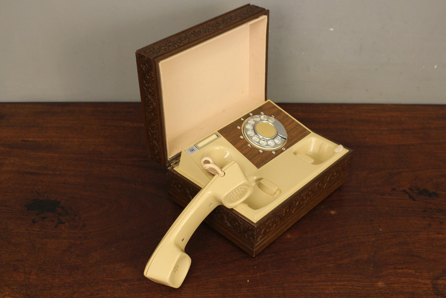 1970s Deco-Tel Hideaway Rotary Telephone