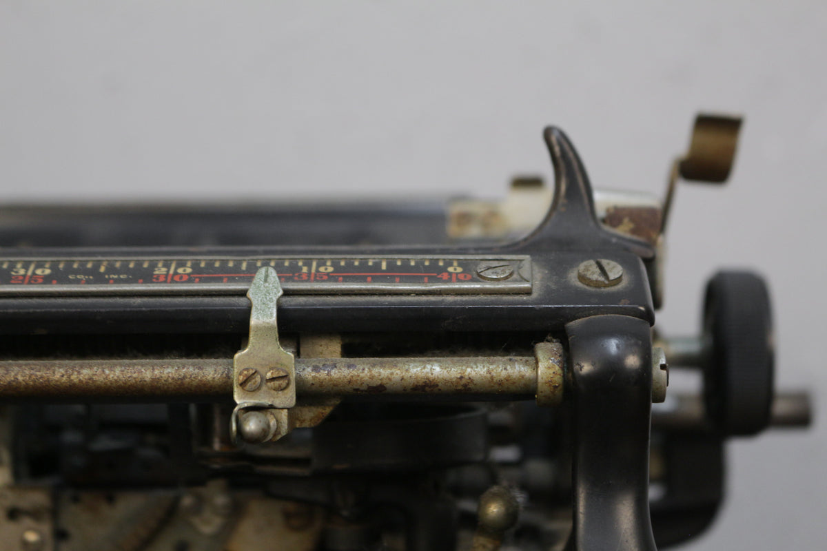 1930s Underwood Typewriter