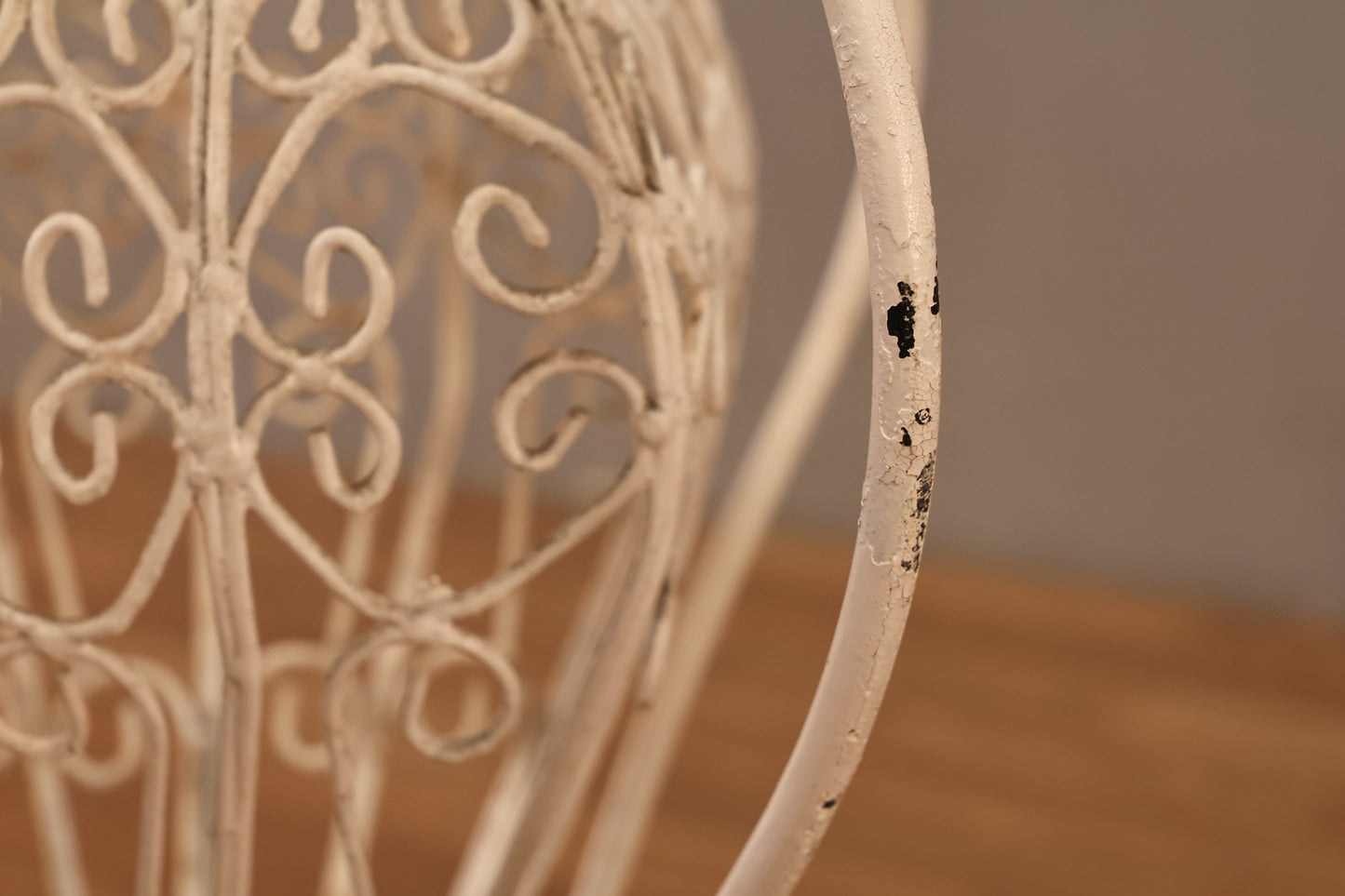 White Iron Curlicue Planter - ONLINE ONLY