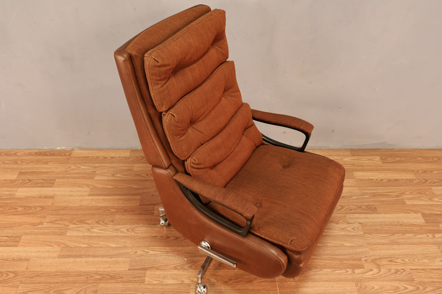 1970s La-Z-Boy Brown Rolling Recliner