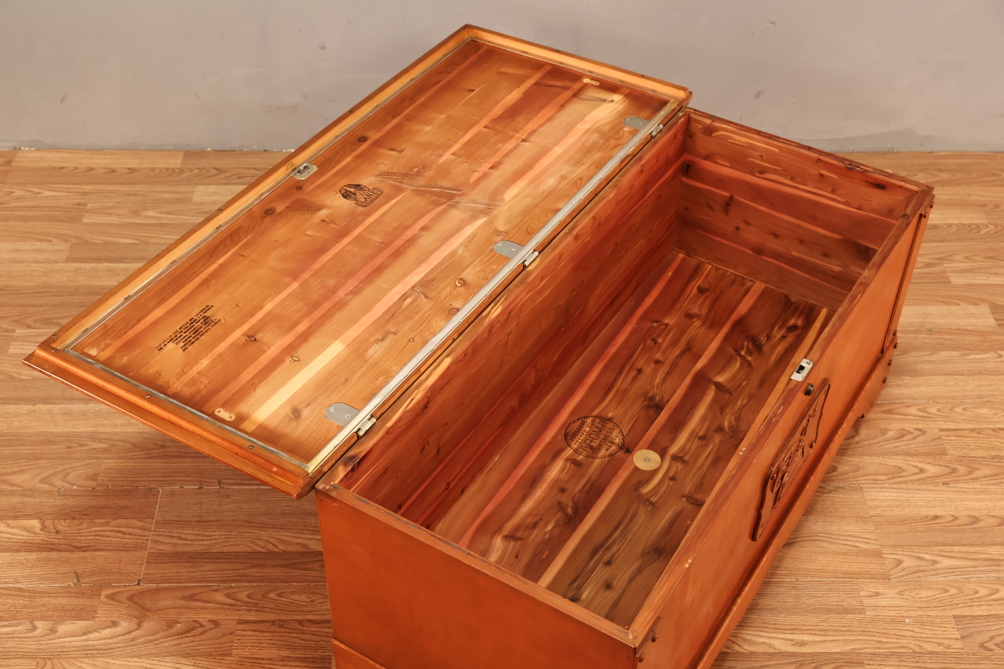 Lane Country Cedar-Lined Chest – Furnish Green