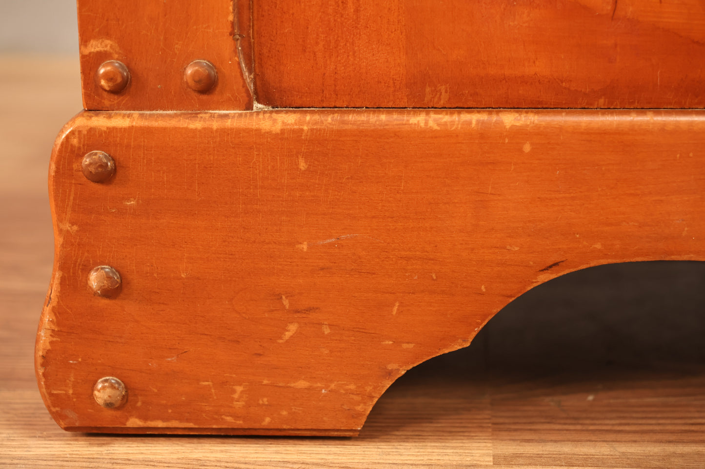 Lane Country Cedar-Lined Chest