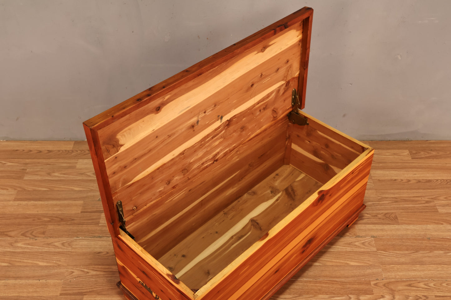 Classic Cedar Chest