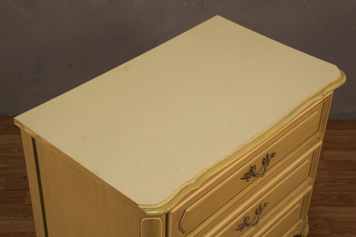 Henry Link Pistachio Provincial 3-Drawer Commode