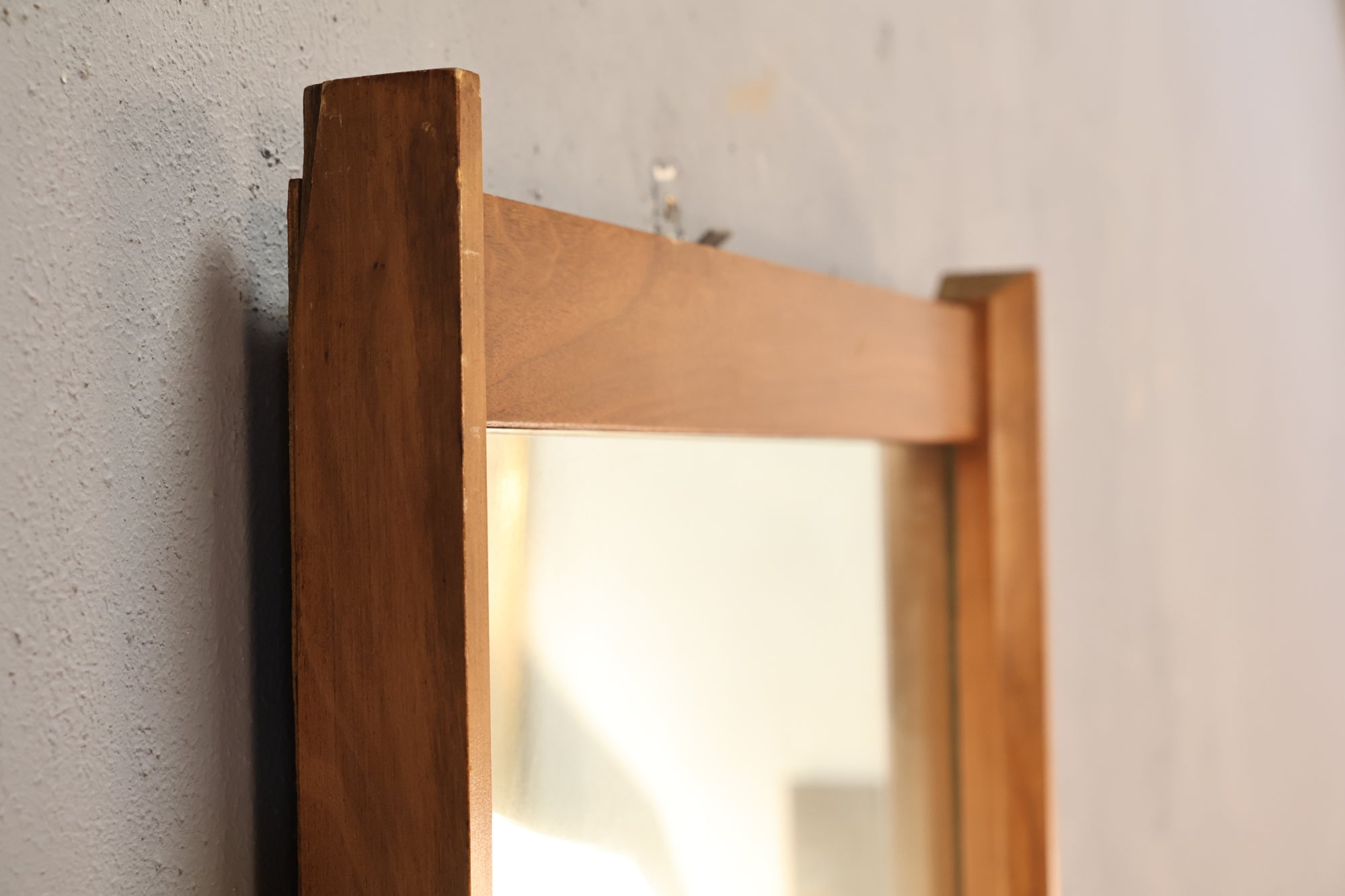 Mid Century Walnut Full-Length Mirror – Furnish Green