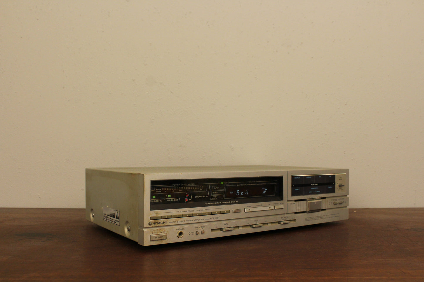 1984 Hitachi Stereo Receiver