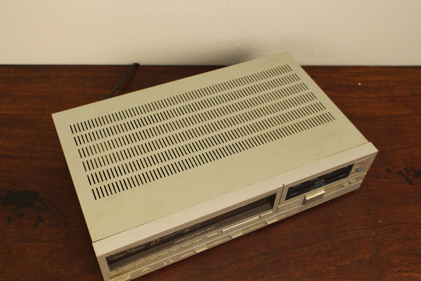 1984 Hitachi Stereo Receiver