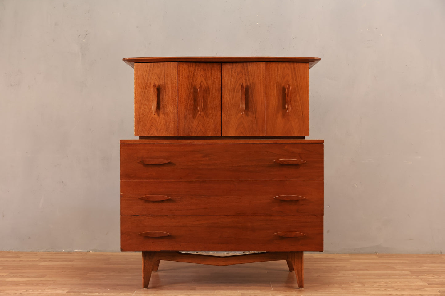Sculptural Walnut 7-Drawer Bachelor's Chest