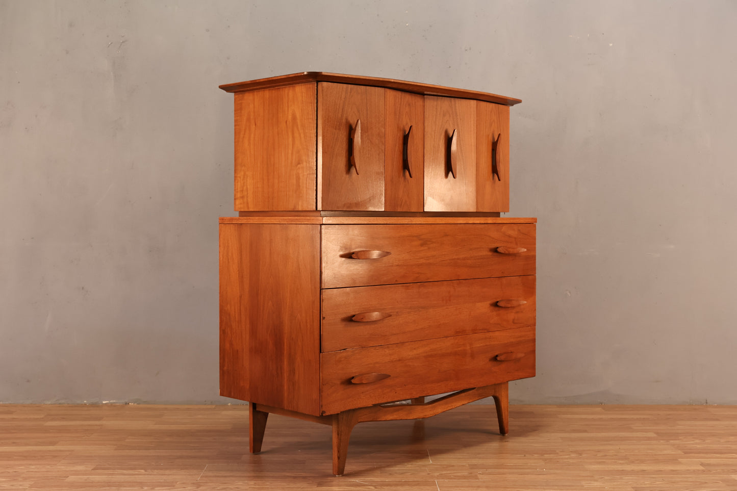 Sculptural Walnut 7-Drawer Bachelor's Chest