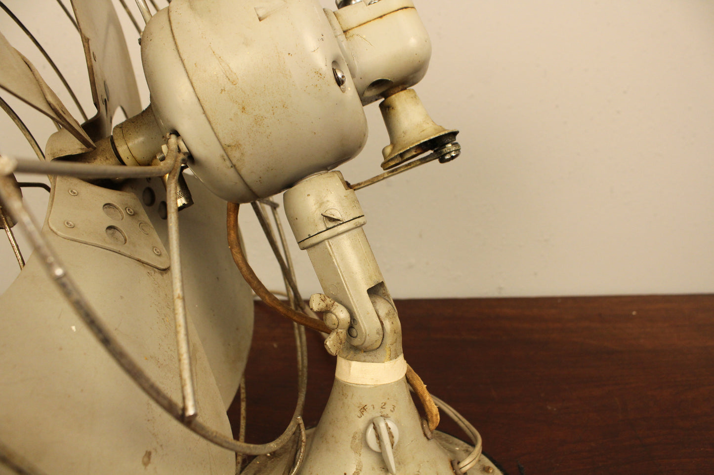 Prop General Electric Table Fan