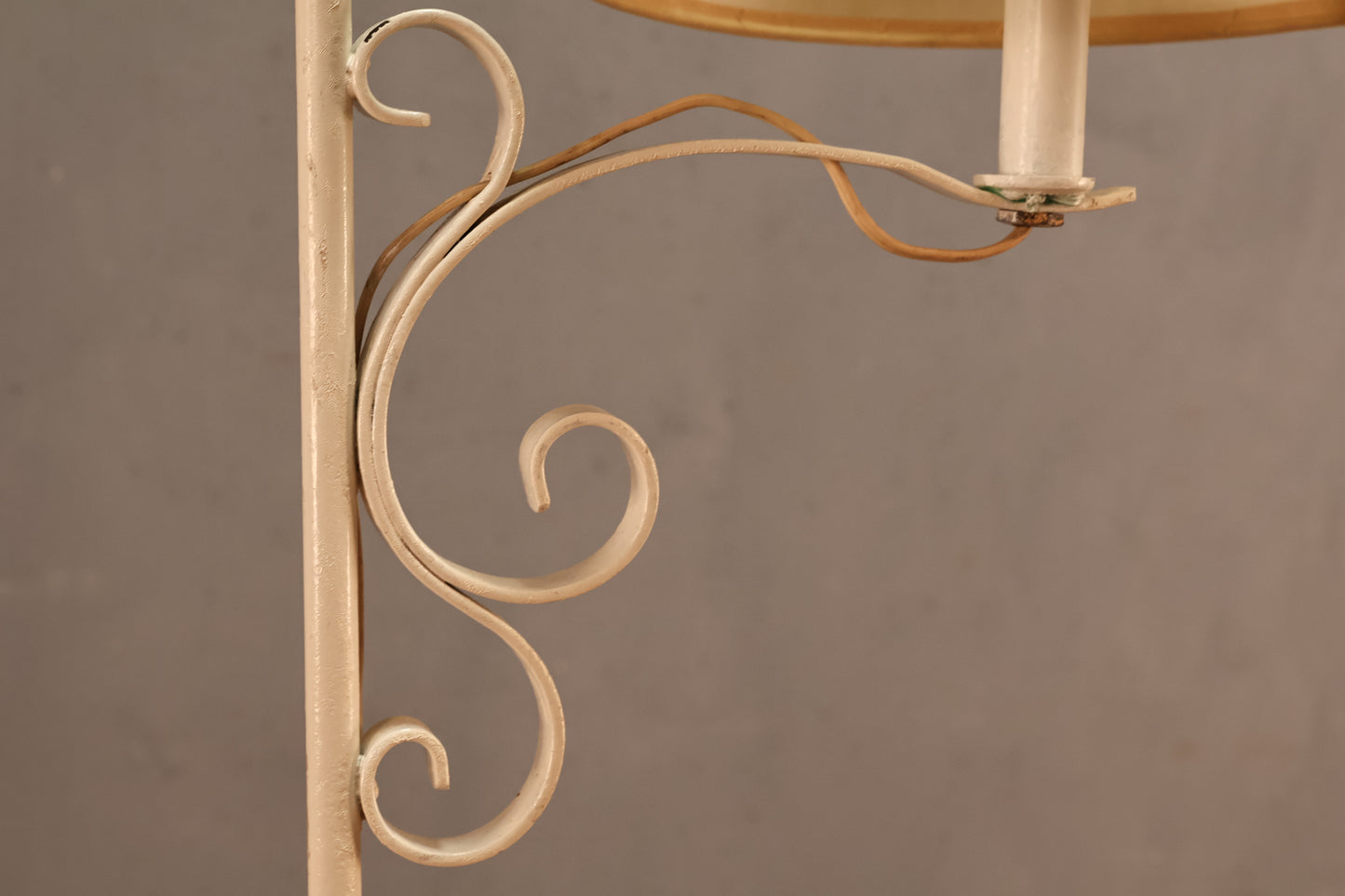 Slim White Iron Curlicue Side Table Floor Lamp