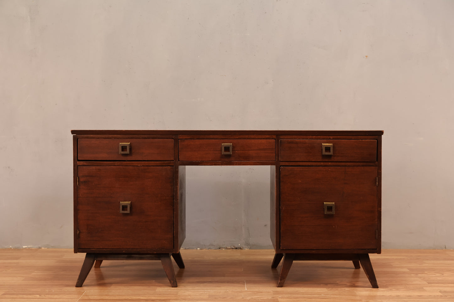 Boxy Mahogany 3-Drawer Desk - ONLINE ONLY