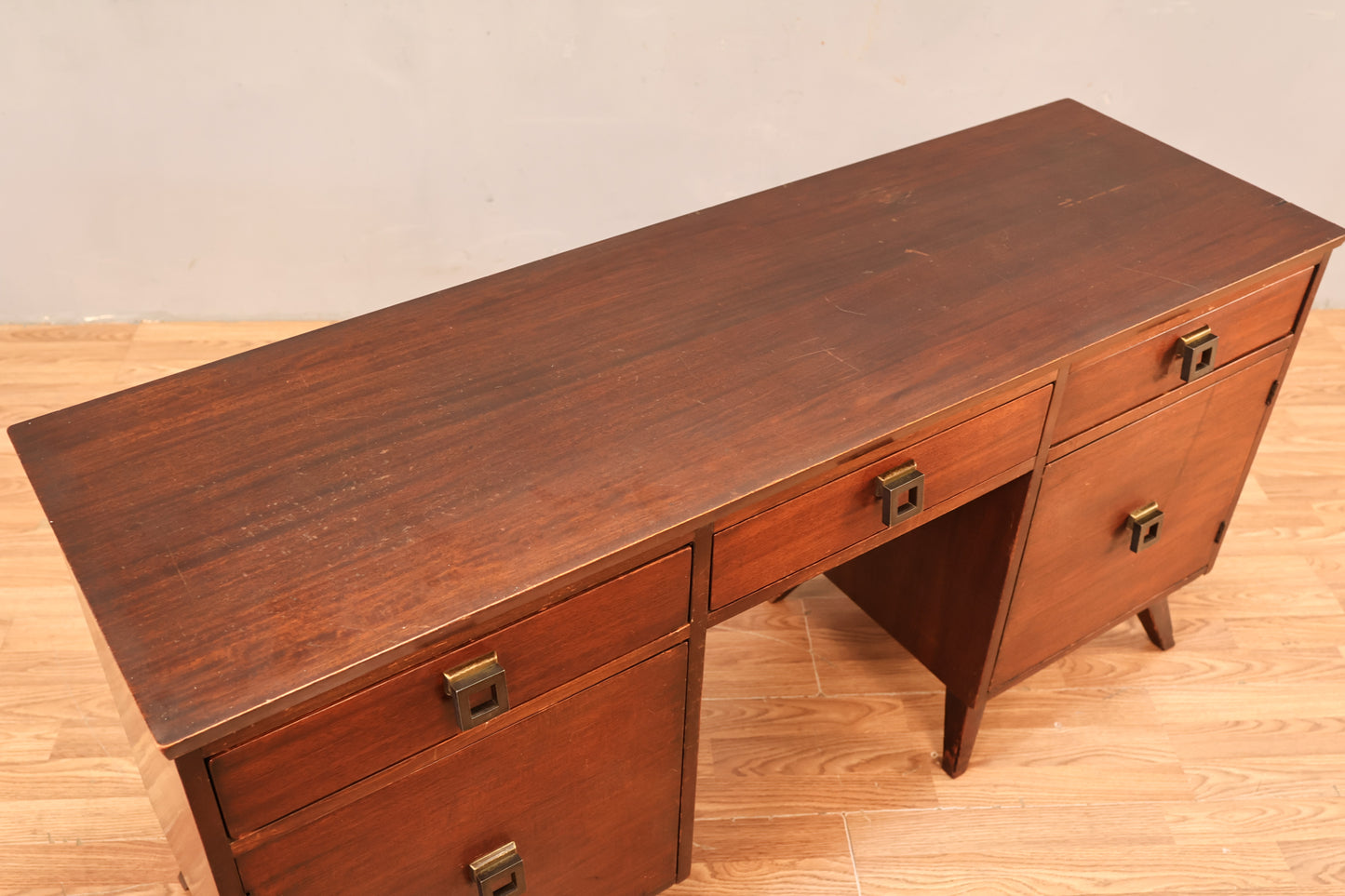 Boxy Mahogany 3-Drawer Desk - ONLINE ONLY