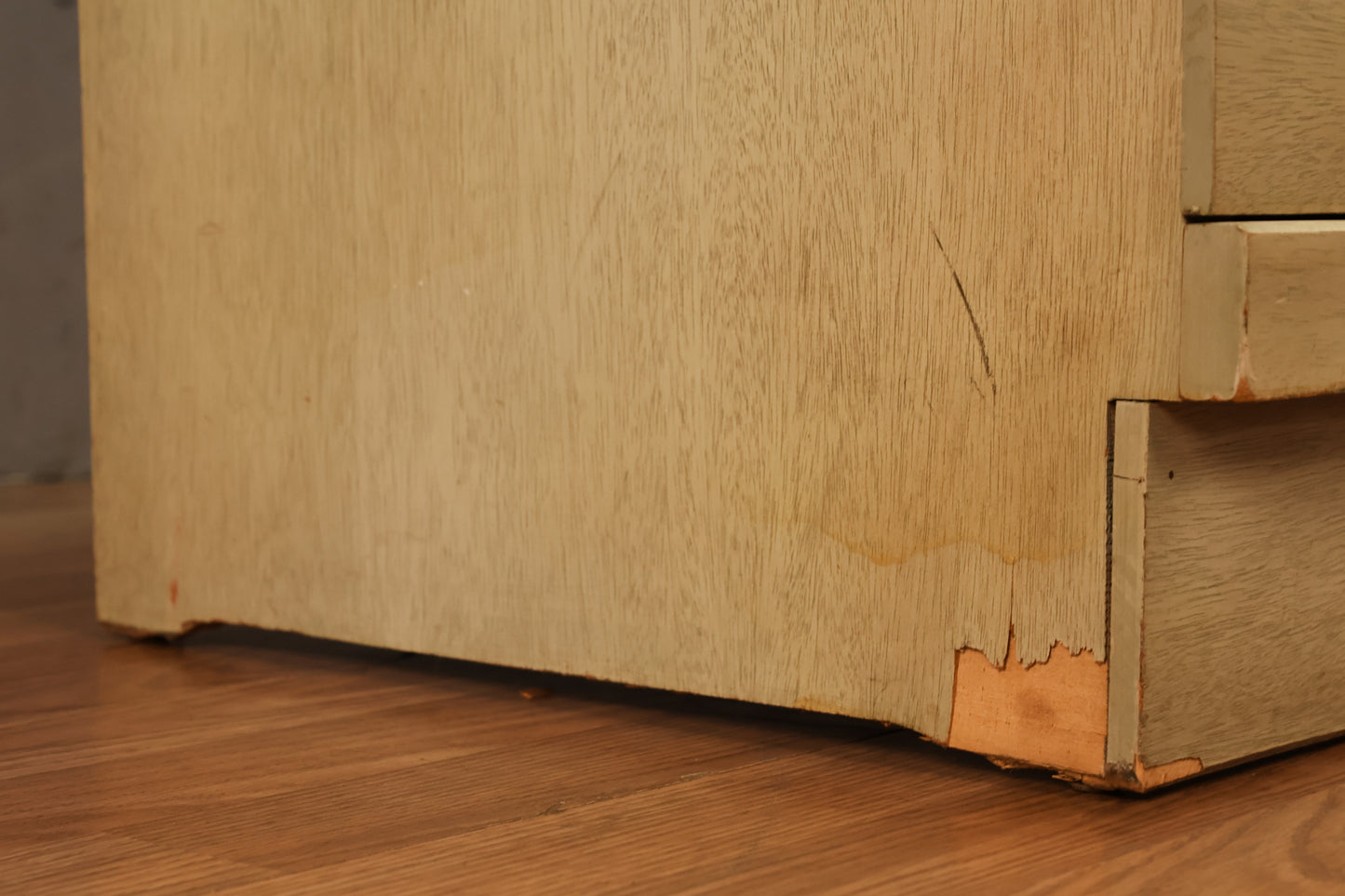 Ash Mahogany 6-Drawer Dresser