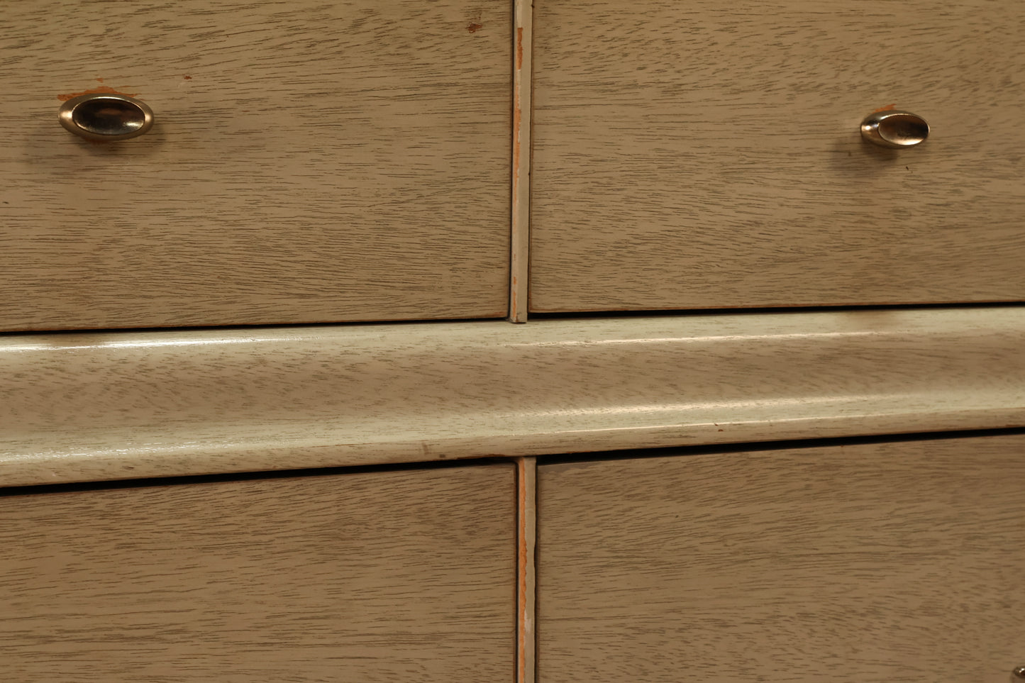Ash Mahogany 6-Drawer Dresser
