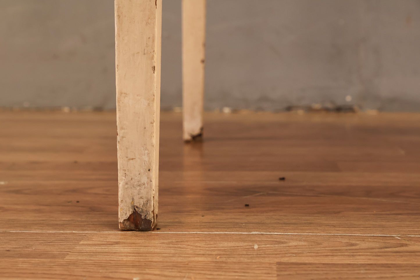 Rustic White Pull-Tab Desk - ONLINE ONLY