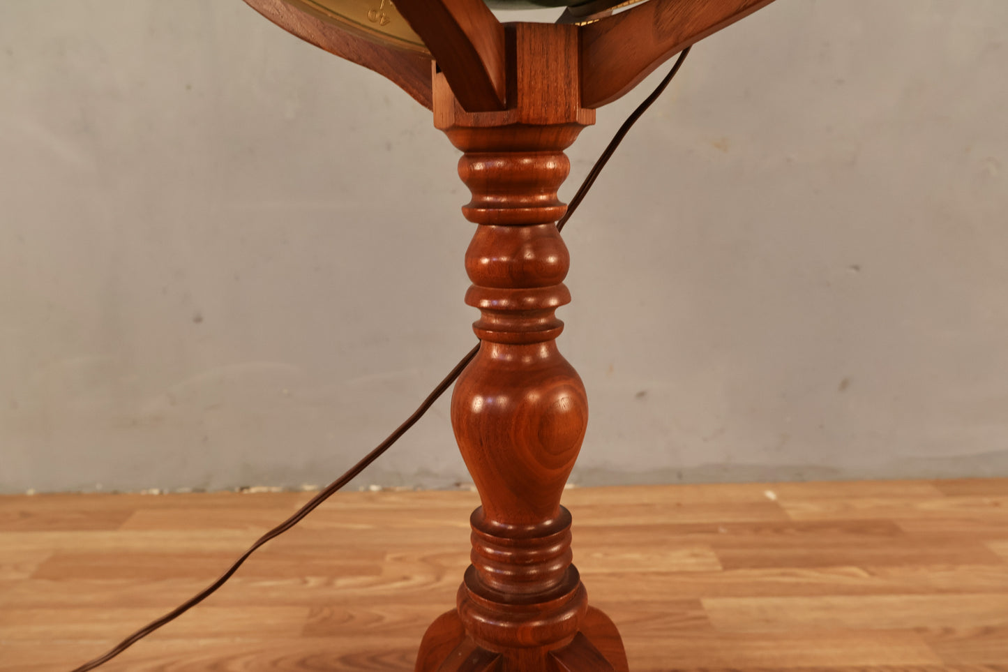 Rand McNally Illuminated Standing Globe