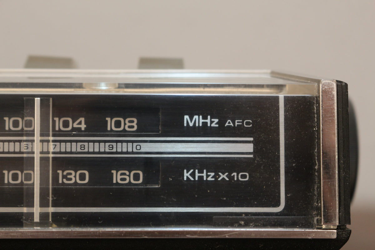 General Electric Clock Radio
