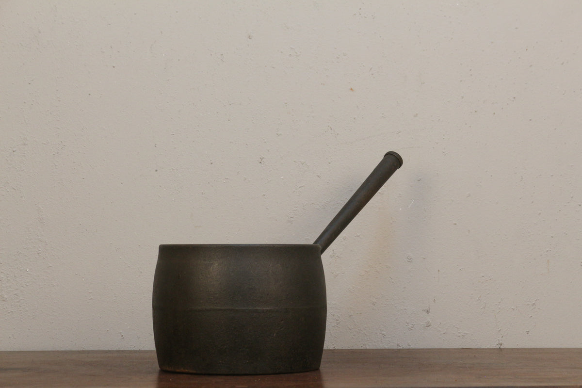 J&J Siddons 1800s Cast Iron Pot