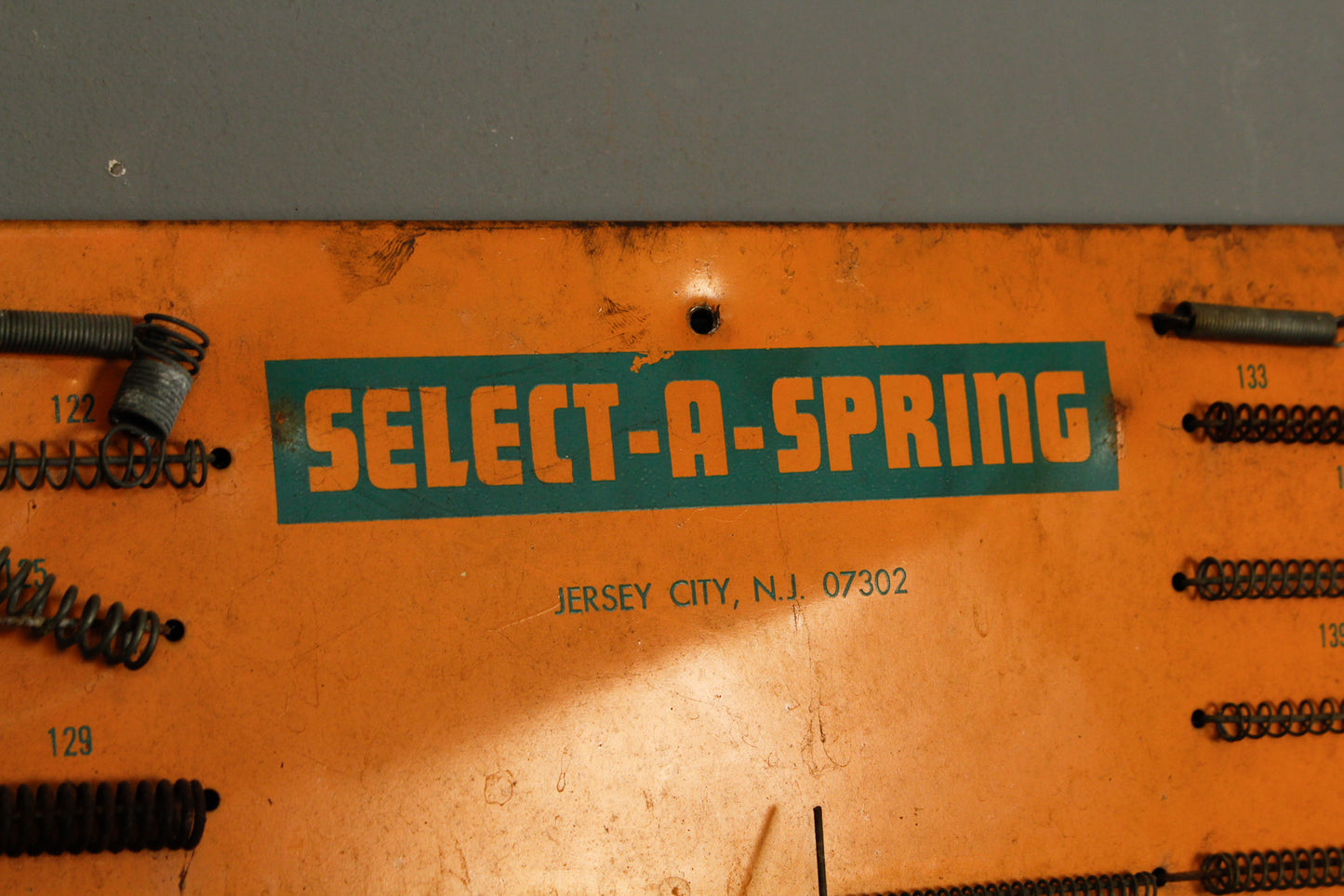 "Select-A-Spring" Hardware Sign