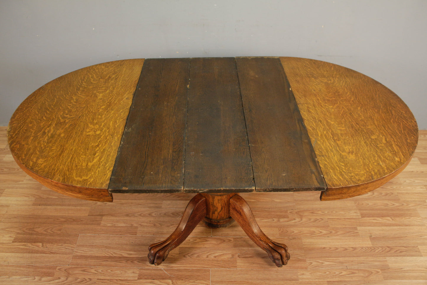 Round Tiger Oak Dining Table With 3 Leaves  - ONLINE ONLY